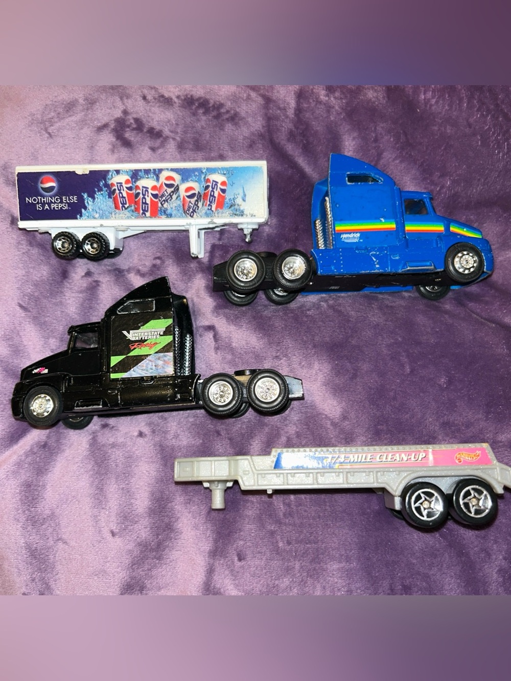 Vintage Lot Of Miscellaneous Toy Semi Truck  Parts, Lot Of 4